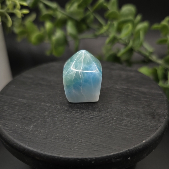 - Larimar Point - Picture 3 of 5